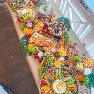 Graze table