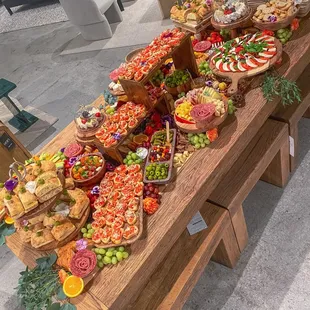 Graze table