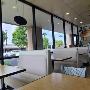 a view of the outside of the restaurant
