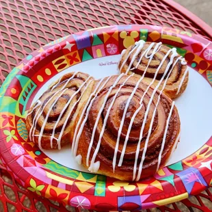 Mickey Cinnamon Roll