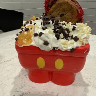 Mickey sink ice cream