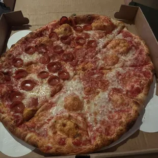 Solid pizza. Tastes like a higher end Papa Ginos in the best way. Would definitely order again.