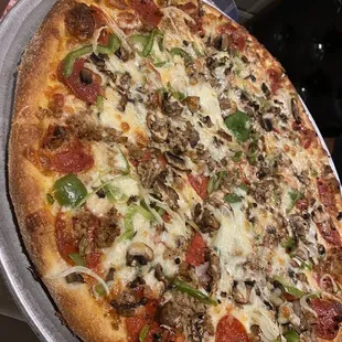 Deluxe Pizza