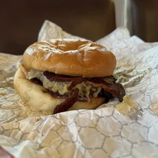 Another view of this amazing hamburger