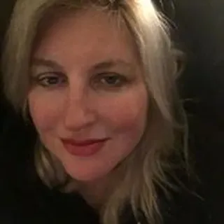 Alesia R.