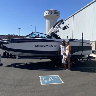 Boat Country