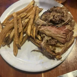 Pulled pork/ham and two sides $14.99