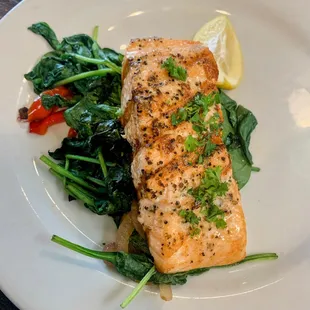 grilled fish, seafood, grilled seafood, fish, food