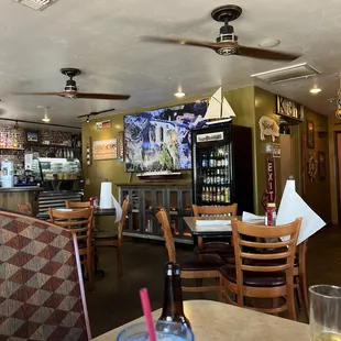 Inside the BoatHouse Grille