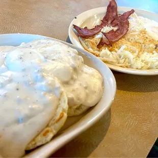 Biscuit &amp; Gravy Breakfast