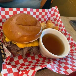 Roast Beef & Cheddar Sandwich