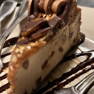 Turtle cheesecake