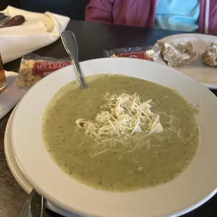 Pesto potato soup
