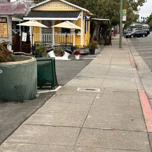Cute little yellow building - new coffee shop.