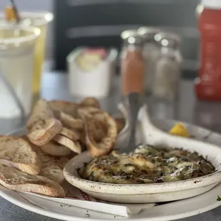 Crab and artichoke dip