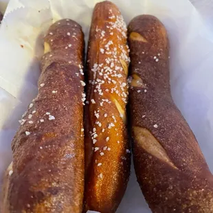 These pretzels are amazing ! They came with white queso and mustard