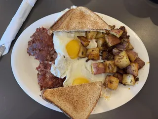 Eggs Up Grill