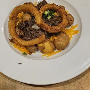 Rancher BBQ dinner that had no BBQ sauce, bacon or the crispy potatoes because they were overcooked and mushy