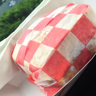 All sandwiches come wrapped, served in a paper boat with napkins.