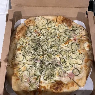 Pickle pizza