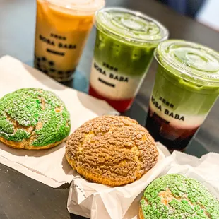 Thai Tea, Strawberry Matcha Latte, Cream Puffs