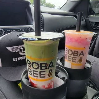 Strawberry Matcha Latte (Large)