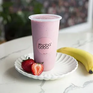 Strawberry banana smoothie