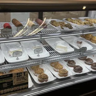 dessert, food