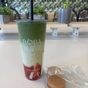 Matcha Strawberry, Carmel Macaron