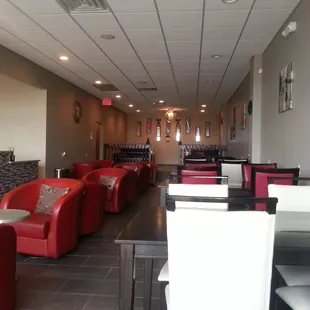 Really enjoy the atmosphere and cleanliness.  Levi the owner very friendly.