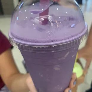 Ube shake w boba