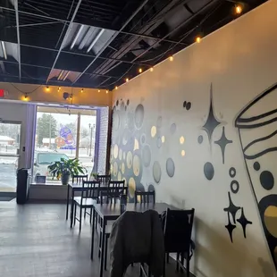 Table seating against wall