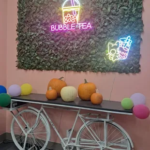 Cute spot in LB  fruit teas are