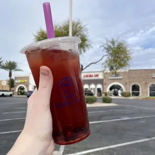 Black tea + lemonade Passionfruit, strawberry and pomegranate flavor Strawberry &amp; blueberry pearls mixed