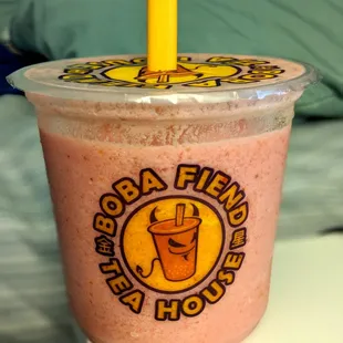 Strawberry peach smoothie