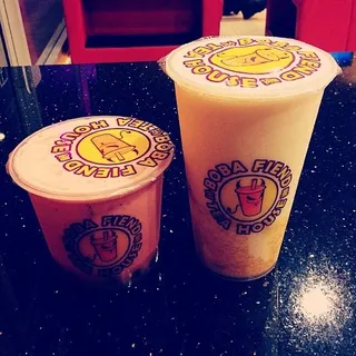 Fresh Strawberry Milk Green Tea