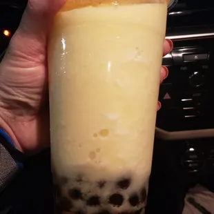 Pineapple smoothie boba