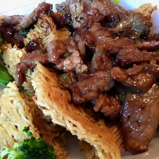 Diamond Beef Cake Noodles