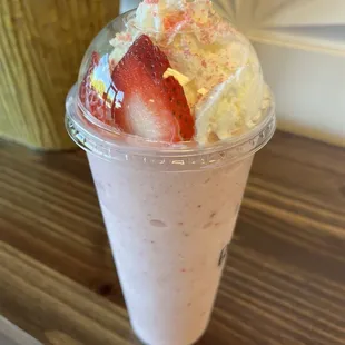 Strawberries 'n' Cream