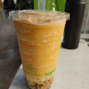 Thai tea smoothie