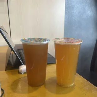 2 Green Tea (iced) (lychee &amp; peach)