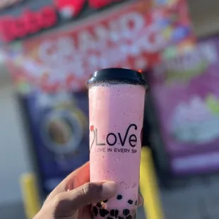 Strawberry boba blended