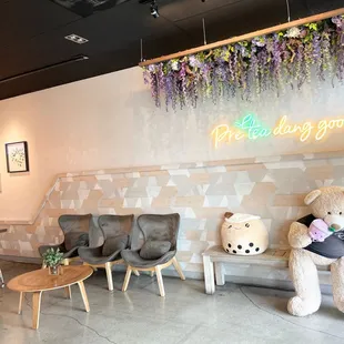 Inside Entrance Seating