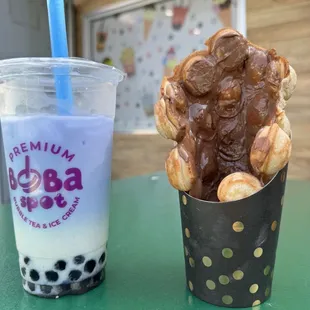 Bubble waffle with Nutella with Butterfly milk tea