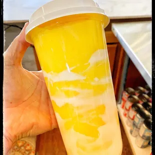 Mango yogurt smoothie