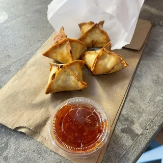 Crab Rangoons (4)