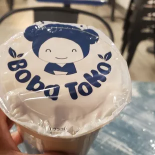 Earl Lavender Milk Tea with crystal boba