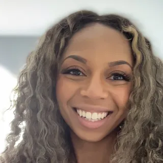 DaNeysha C.