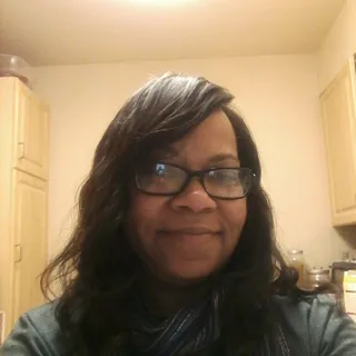 Nikki W.