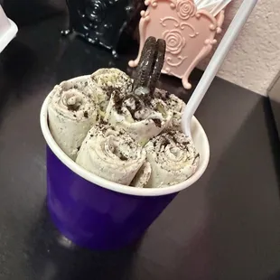 Cookies and Cream Ice Cream Rolls